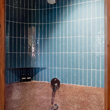 De Hué Space