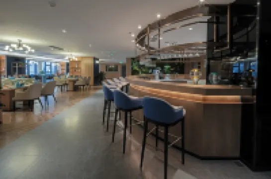 W·T INTERNATIONAL HOTEL