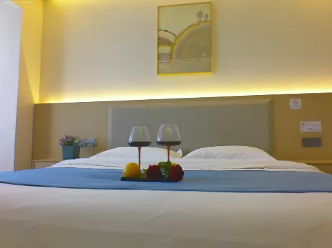Yun Pan S Light Luxury Hotel (City God Temple) - 주차장