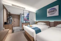 Kelly Smart Cinema Hotel Hotels in Zhijiang