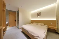 Banshan Light Luxury B&B (Yanji Wanda Plaza Yanji West Station Branch)
