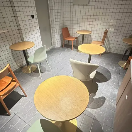 1027 Design Hotel (Jinan Quancheng Plaza Qilu Hospital) Отели рядом с достопримечательностью «Гора тысячи Будд»
