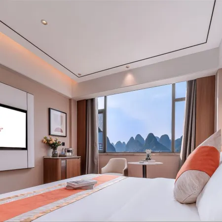 Molin Hotel (Liuzhou Rongshui Lusheng Square)