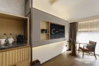 UrCove by Hyatt Shanghai Dishui Lake Lin-gang Shuyuan Village