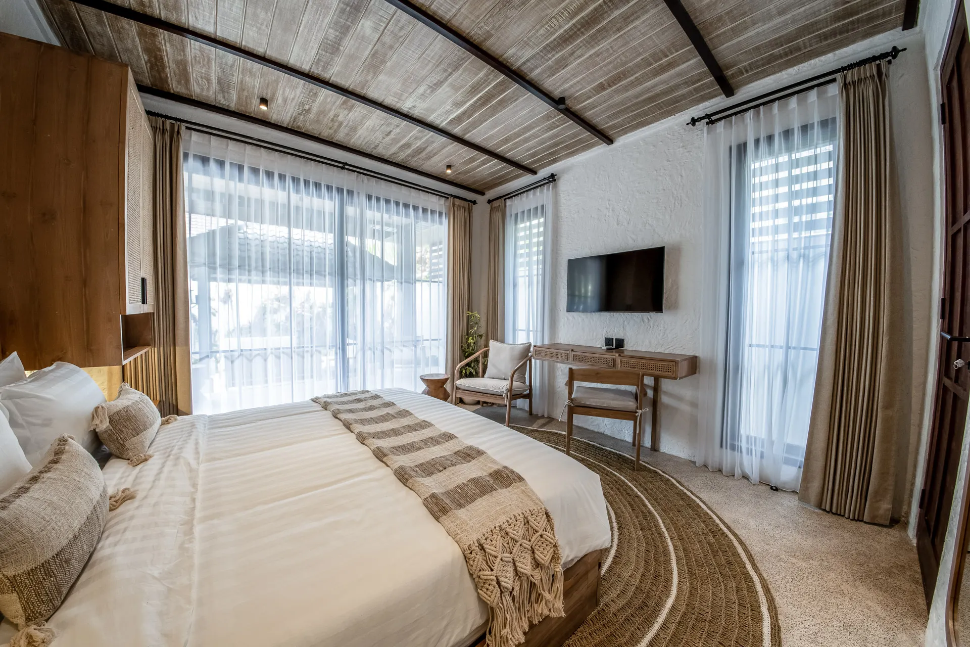 Putri Salju Villa by EVDEkimi – Teras indah di jantung artistik Ubud Kamar Photos