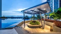 R&F Princess Cove by FUJU with Seaview at JBCC【Adjacent to Singapore+5 mins to ClQ+Free Parking】 - Pools