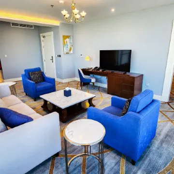 Sherao Hotel Doha - Next to National Museum of Qatar & Metro