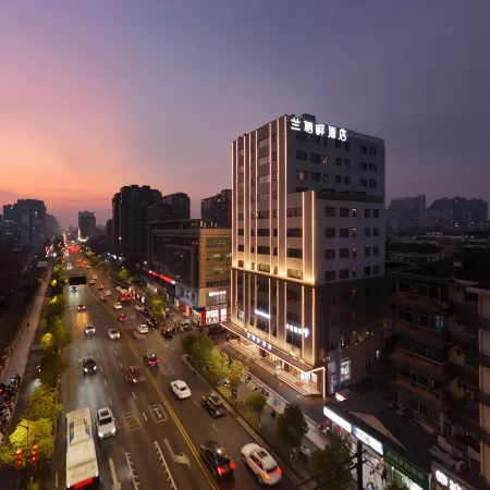 Hangzhou West Lake Orchid Retreat Resort Hotel (Wulin Square, Xianingqiao Metro Station Branch)