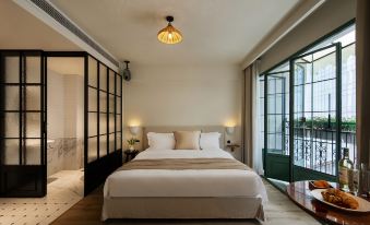 See View Hotel (Chongqing Hongyadong Lafeisho Store)