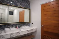 Villa Nadsuree Ao-Nang Luxury Modern House