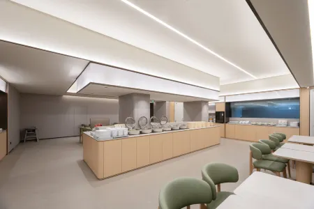 JI Hotel (Wuhu Station Wanda Plaza ) Отели рядом с достопримечательностью «Shenshan Park Scenic Area»