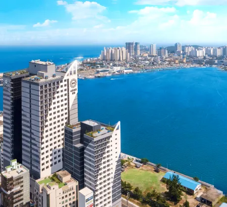 Sea Cruise Hotel Отели рядом с достопримечательностью «Sokcho City Museum & Displaced Civilians Folk Village»