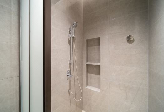 친절한 직원 이미지