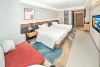 Jun Yuelan Hotel (Qinzhou Changrong World Trade Plaza Qinzhou East Station)