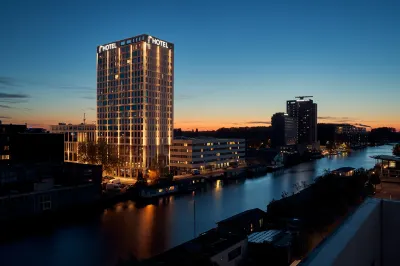 Van der Valk Hotel Amsterdam - Amstel Hotell i 