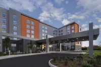 Hampton Inn Boston Woburn Hotels in Wakefield