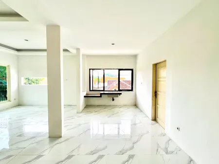 Behomy Waru Sidoarjo