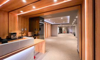 Gold Coast PIK Apartments by HostJess
