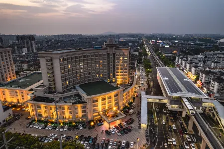 Hanjue Yangming Hotel Отели рядом с достопримечательностью «Wuhu University»