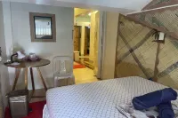 Balai Vivencio Hostel