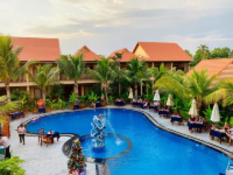 Golden Topaz Phu Quoc Resort