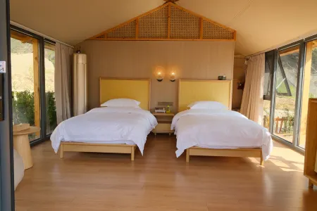 Hengdian Xigu Glamping Tent Hotel