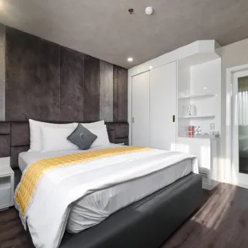 The Moon 3 Hotel Hotels near Metro Binh Phu