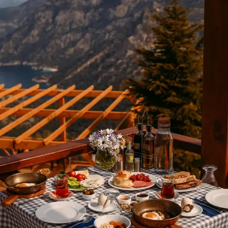 Yediburunlar Lighthouse Boutique Hotel & Restaurant