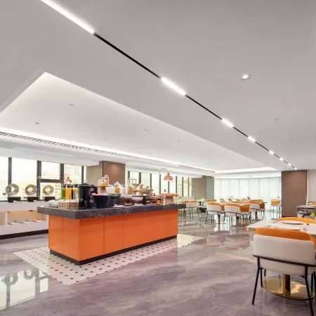 Homeinn Plus (Haikou Friendship Sunshine City Wanlv Park)