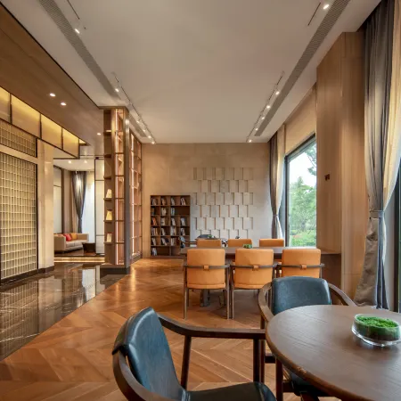 Sheyang Qianhe Lake Hotel