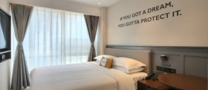 City Comfort Premier Hotel (Beijing South Railway Station Yongdingmenwai Subway Station) Hotels near Yongdingmen