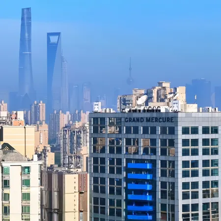 GRAND MERCURE SHANGHAI CENTURY PARK Отели рядом с достопримечательностью «Парк Века»