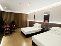 7933 E-Sports Hotel (Pingyao Ancient City) - Business