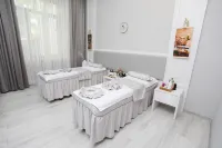 Moffah Grand Hotel