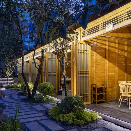 Moyun Yunxia Bieyuan Hot Spring Homestay (Moxi Ancient Town Branch)