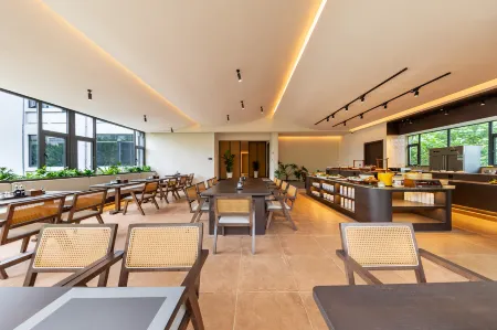 Journey Hotel Отели в г. Фуюань