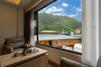 Mulberry Oxygen Supply  Hospital Hotels in Deqin