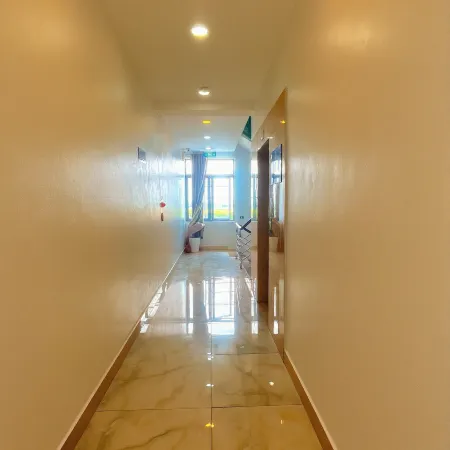 Royal Business Hotel