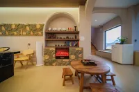 Jianshui Sunset Holiday Homestay (Jianshui Ancient City Confucian Temple Branch)