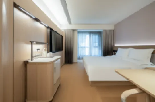 JI Hotel (Beijing Guomao Shimao Tianjie) Hotels near Parkview Green Art