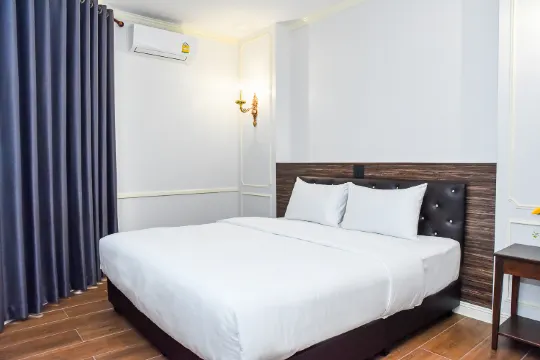 Trip.com ห้องซูพีเรียร์ เตียงใหญ่ 1 เตียง