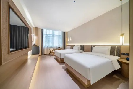 Taizhou Meet Yaman Hotel Отели рядом с достопримечательностью «Taizhou Jiaojiang Dongshan Amusement Park»