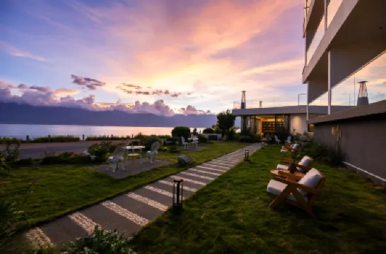 Dali Shuanglang Xinhaiyuan Seaview Inn โรงแรมในShuanglang Scenic Area