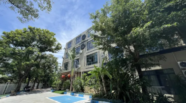 Shanjian Hotel (Sanya Phoenix Airport Branch)