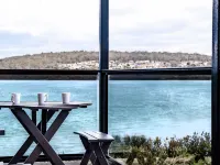 Stones Throw Hotels in Sorell