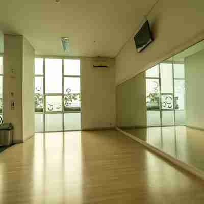 Thamrin Executive Apartments Hotel Exterior