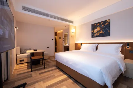 MEHOOD LESTIE HOTEL (Shanghai International Tourism and Leisure Zone, Chuansha Road Branch) Отели рядом с достопримечательностью «Residence of Family Tao»