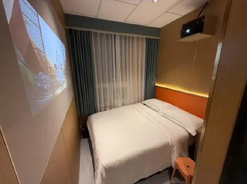 Xisidun Platinum Palace Hotel (Beijing Lize Business District Caihuying Subway Station) โรงแรมในพื้นที่สถานีรถไฟปักกิ่งสายตะวันตก