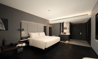 Atour Hotel  RT-Mart Jiaocheng Ningde