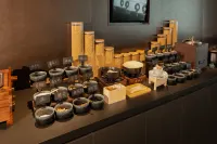 Shantou Railway Station Huangshan Road Atour Hotel - New